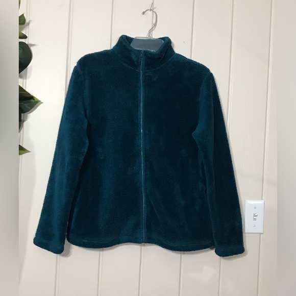 Shenanigans Hunter Green Fleece Jacket
Size Small 4 - 6
Zipper Close - 2 Pockets - Picture 5 of 13